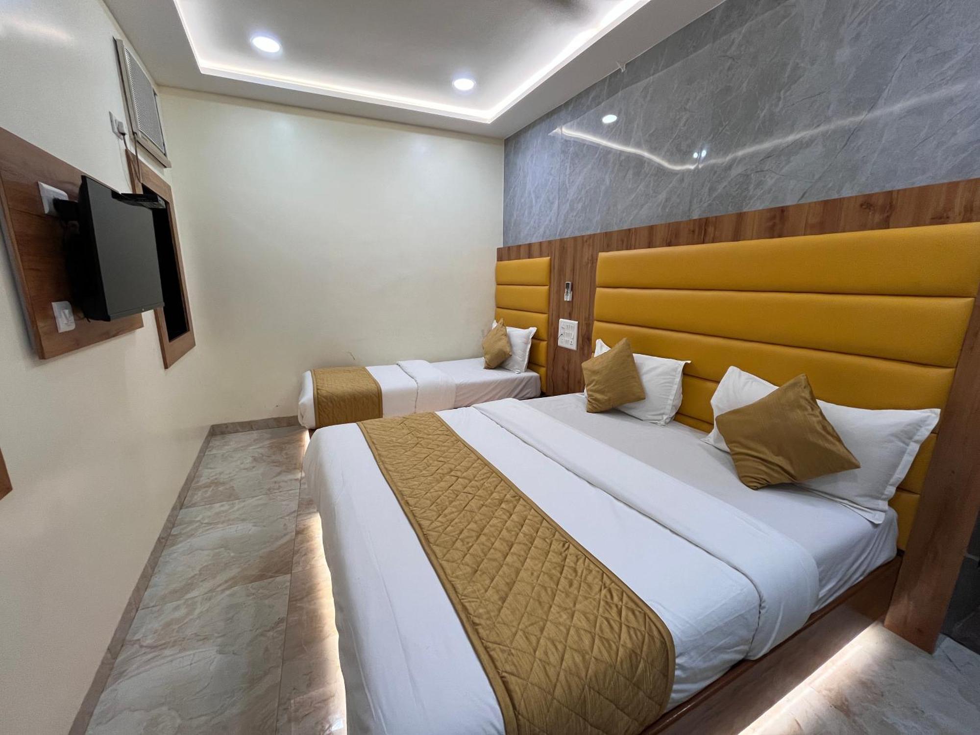 Hotel National - Grant Road Bombay Esterno foto