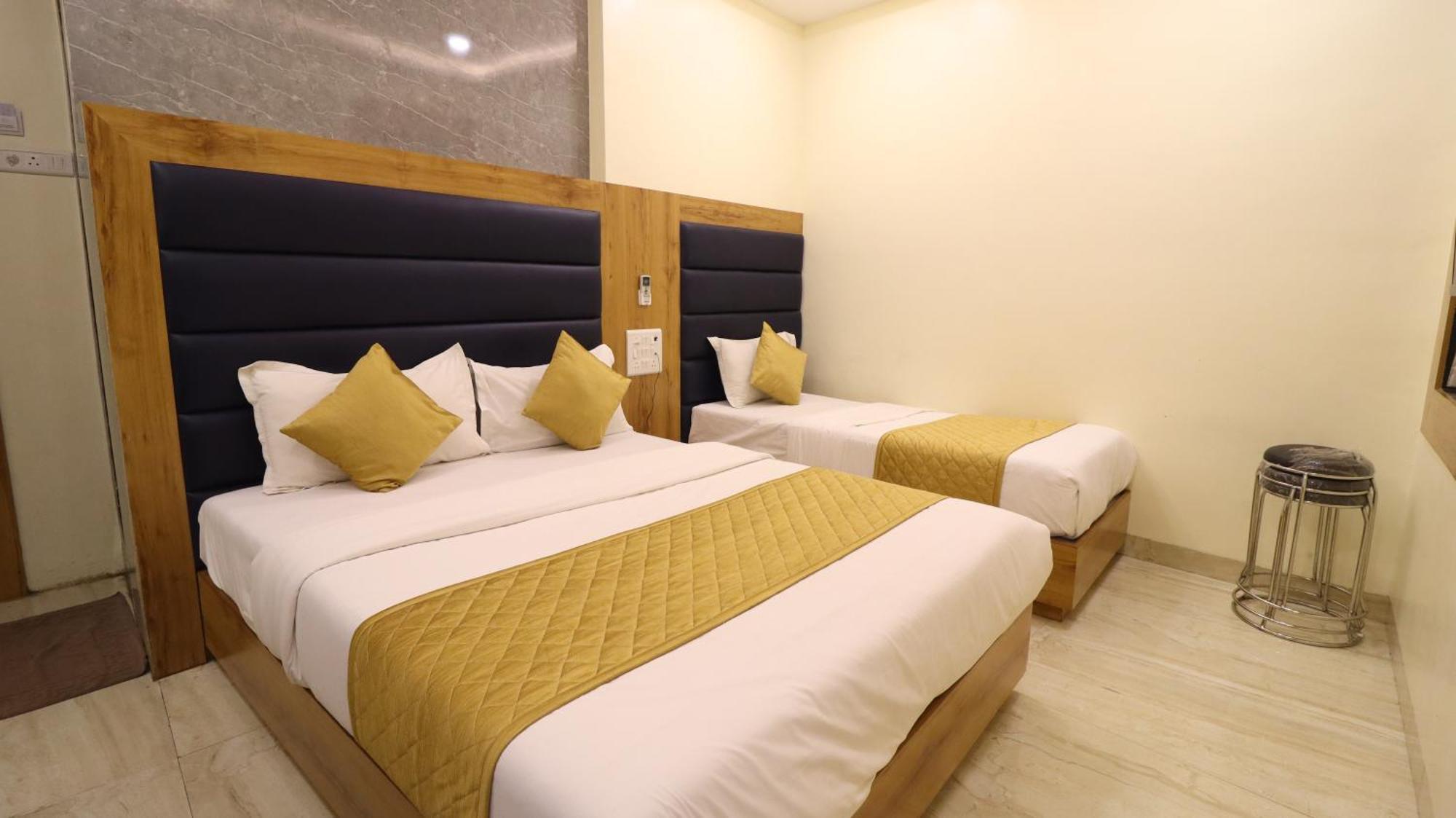 Hotel National - Grant Road Bombay Esterno foto