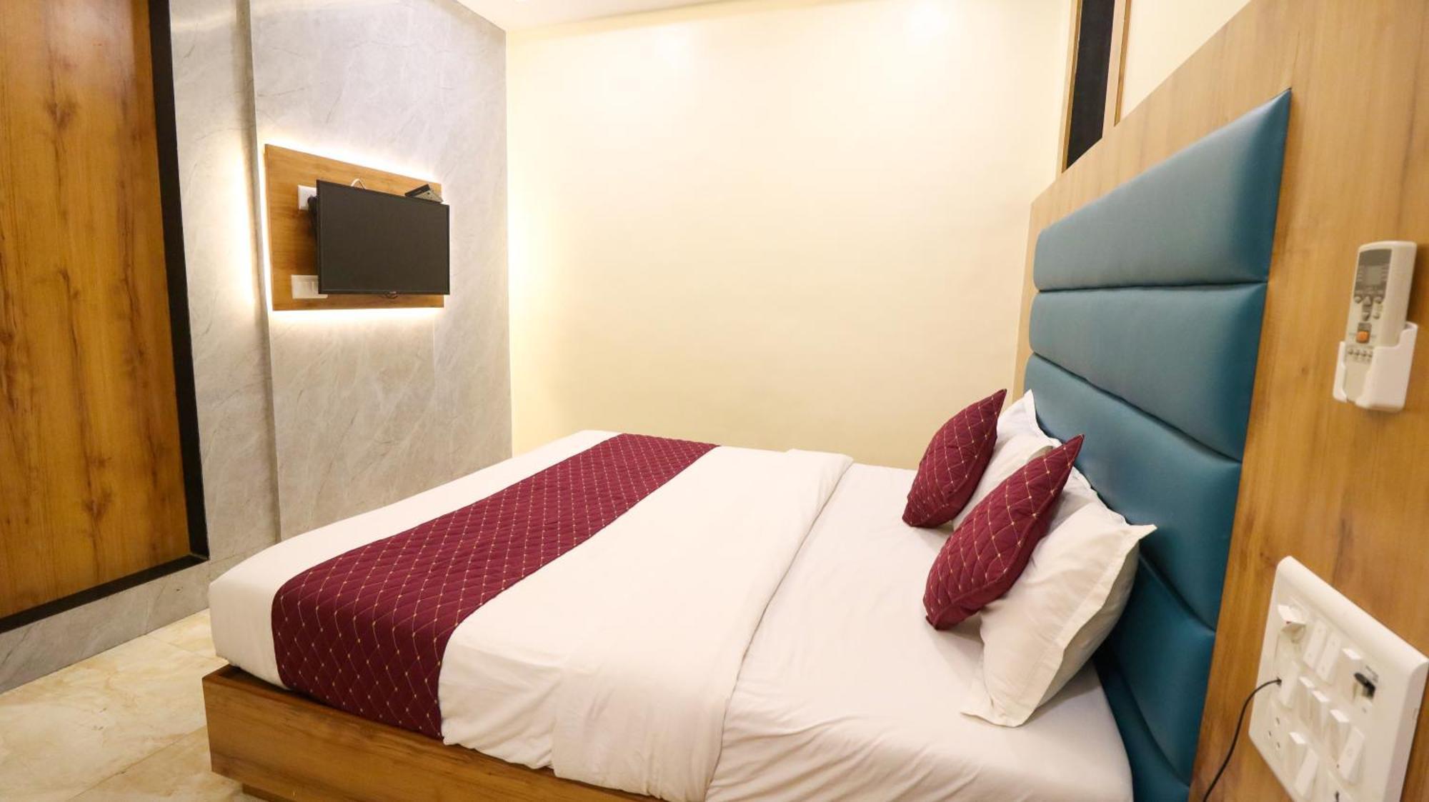 Hotel National - Grant Road Bombay Esterno foto