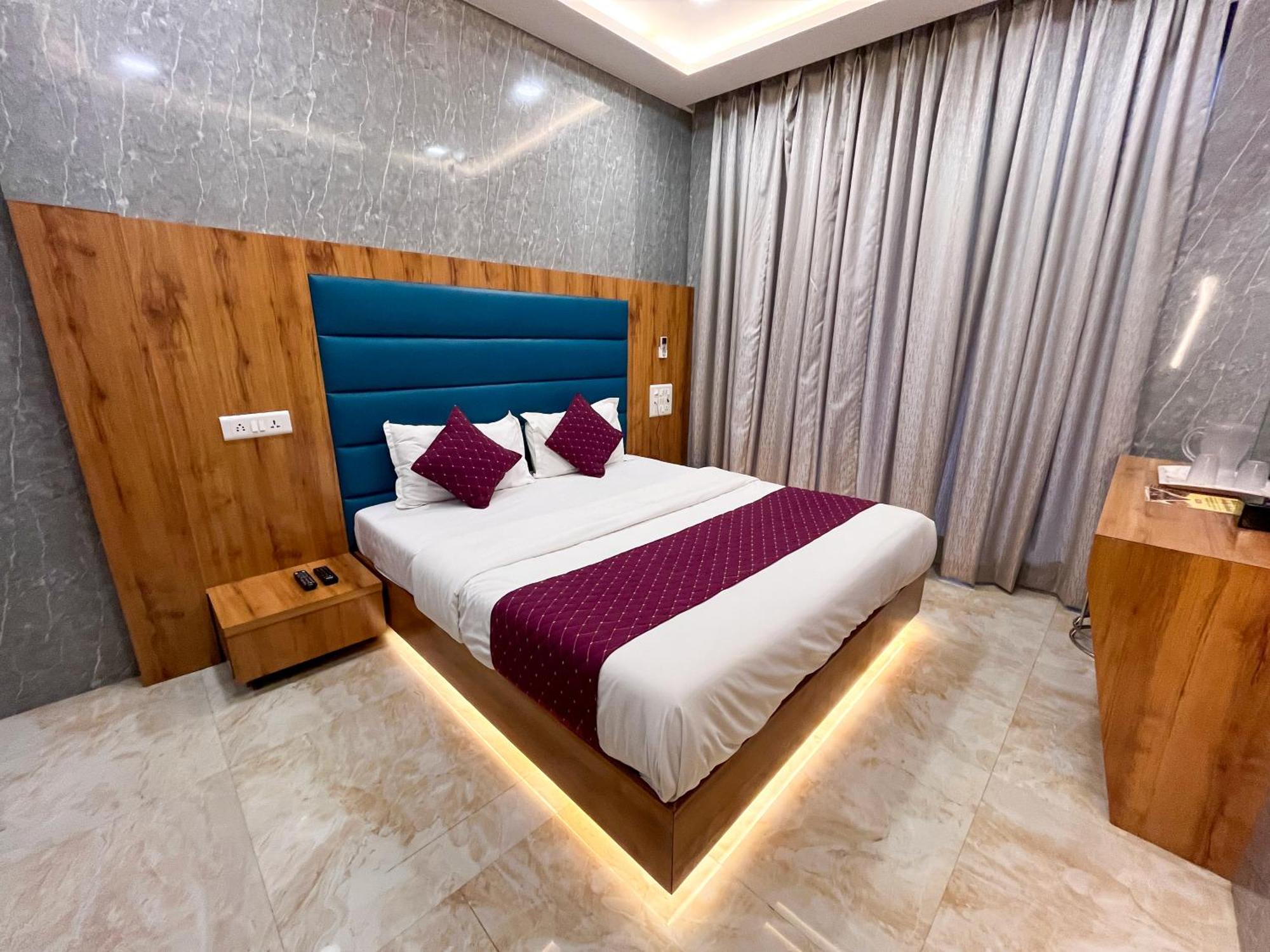 Hotel National - Grant Road Bombay Esterno foto